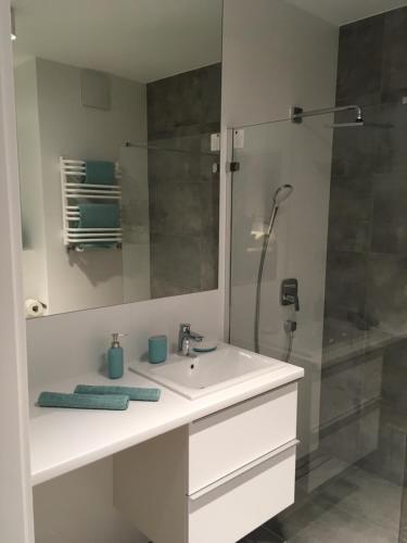 Apartment In The Gantry Hall - W19
