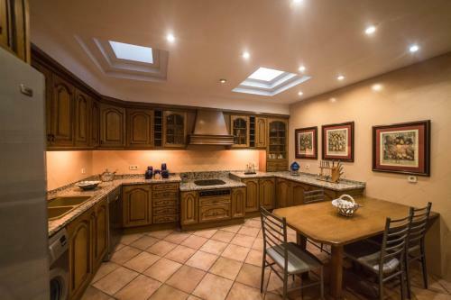 Apartamento Casa En Las Termas de Amador de Los R�os