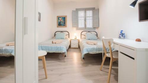 Toledo Feliz Apartments