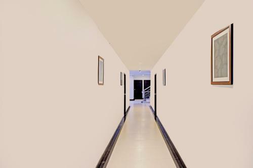 Hotel Collection O 83511 Skyry Residency