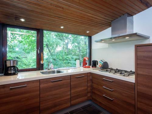 Detached Bungalow With Its Own Garden