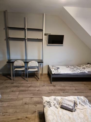 Hostal Noclegi 24/h Leszczynek