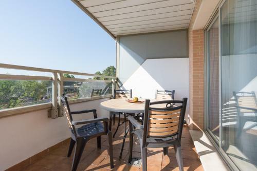 Hill Apartment (6 Pax) Con Piscina Y Padel
