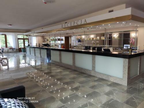 Hotel I Restauracja Admira?