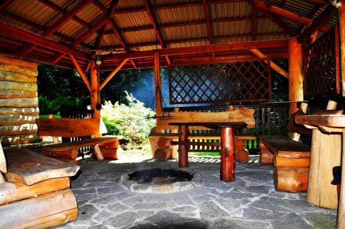 Lodge Dom Na G�rce W Lesie Bieszczady