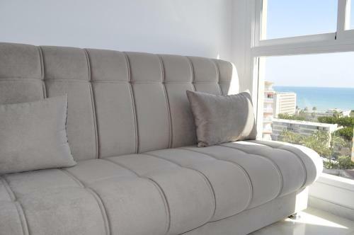 Apartamento Atico Duplex Con Vistas Al Mar. Dos Plazas de Garaje
