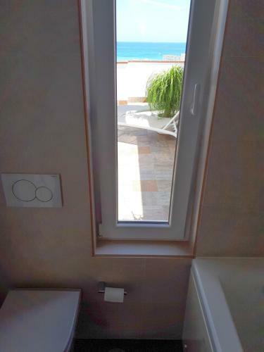 Apartamento Atico Duplex Con Vistas Al Mar. Dos Plazas de Garaje