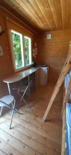 Stanica Pod Zadziern?