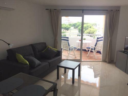R&e Apartments