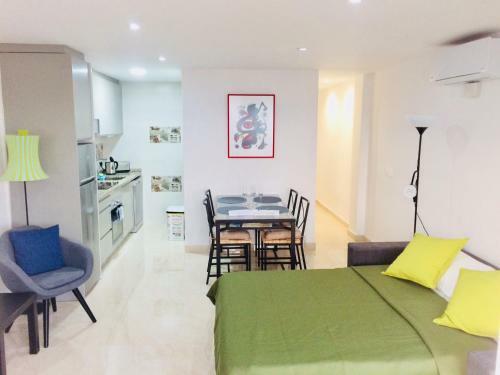 R&e Apartments