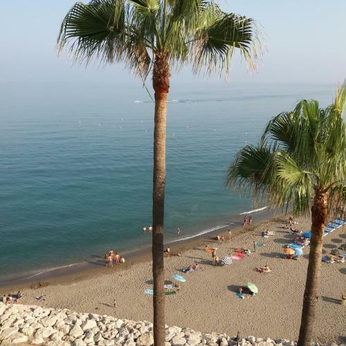 Apartamento Sea Front Studio With Spacious Balcony Santa Clara