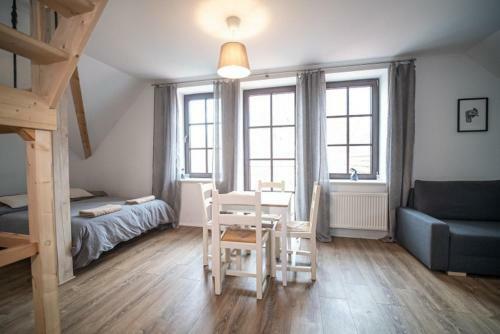 Hostal Pod Lipami
