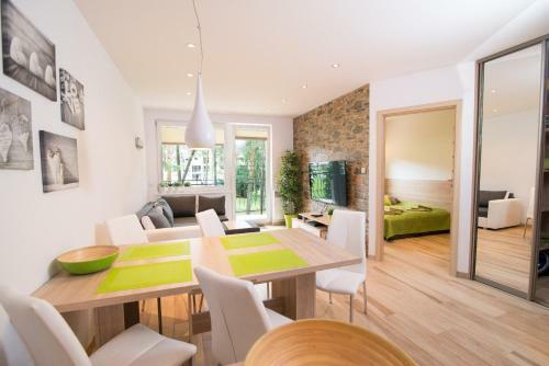 Apartament Julia W Blue Mare, ?uk?cin