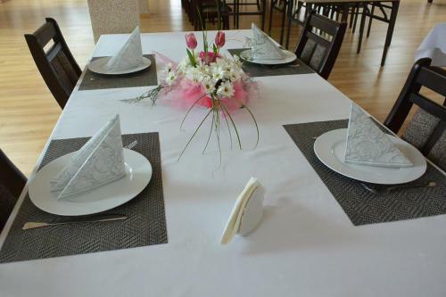 Bed & Breakfast Go?ciniec Rycerski