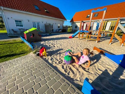Domki Summer Home ?eba