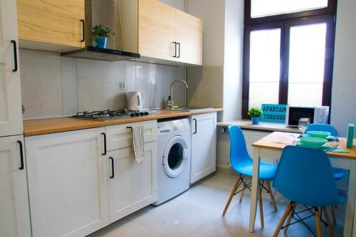 Apartament Turkusowy ?wi?toduska 12