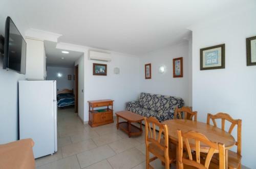 Apartamentos Leonor Y Caracas