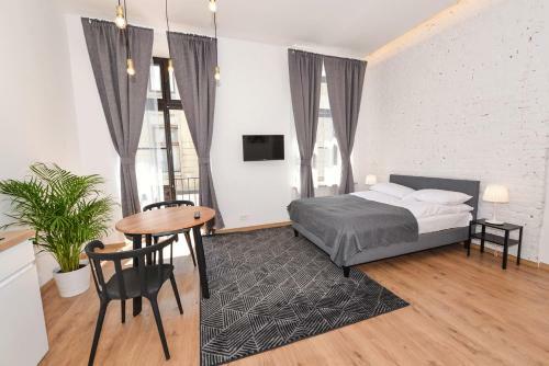 Piotrkowska Studio Apartments