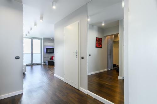 Panorama Downtown Apartment By Pinpoint