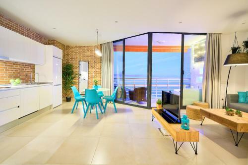 Balc�n Al Mar Apartment Direct Access To The Beach