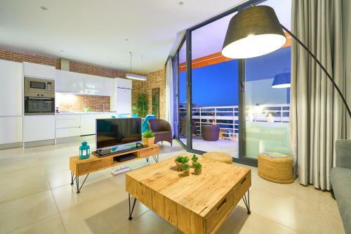 Balc�n Al Mar Apartment Direct Access To The Beach
