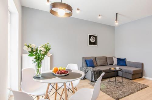 Apartament Legion�w 66