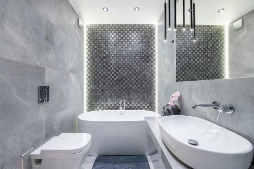 Manufaktura's Star ***** Apartment By Pinpoint