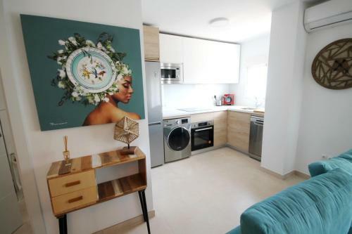 Apartamento Piso En Carihuela Palace