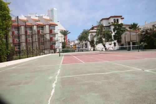 Apartamento Piso En Carihuela Palace