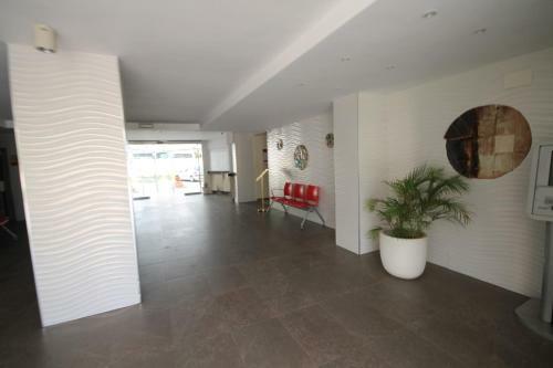 Apartamento Piso En Carihuela Palace