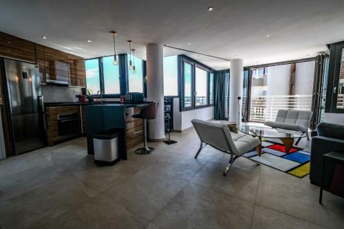 Babbel Apartment With Amazing Sea Views