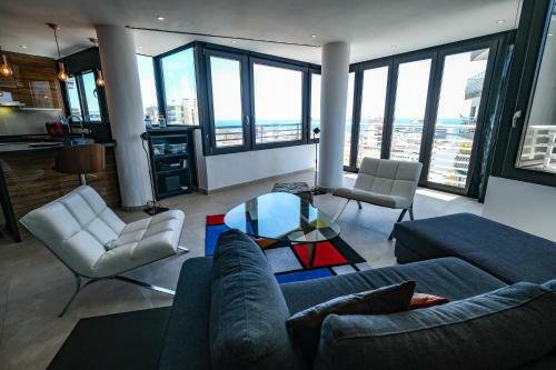 Babbel Apartment With Amazing Sea Views