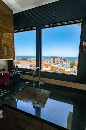 Babbel Apartment With Amazing Sea Views