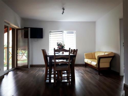 Apartament W Mil�wce