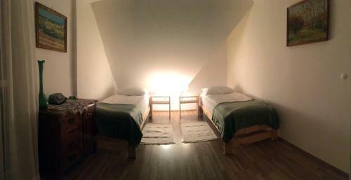 Topolowa 16- Apartament W Stylu Prl
