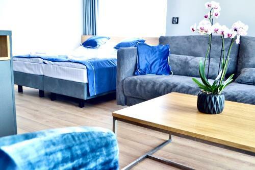 Cobalt Apartments