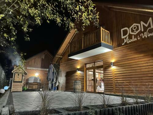 Apartamento Dom Miodu I Wina
