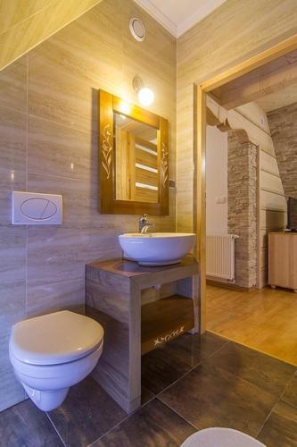 Folk Resort Domki I Apartamenty