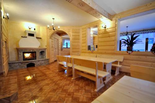 Bed & Breakfast Willa U Tutki