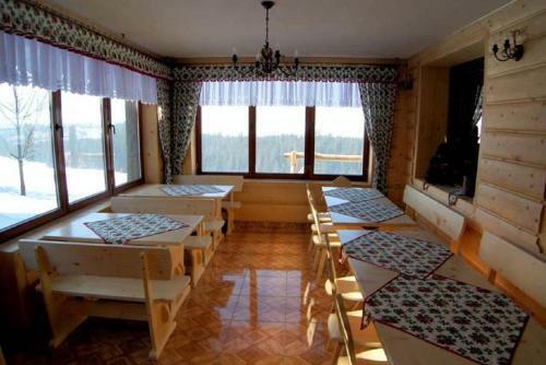 Bed & Breakfast Willa U Tutki