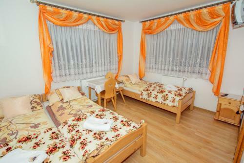 Bed & Breakfast Willa U Tutki