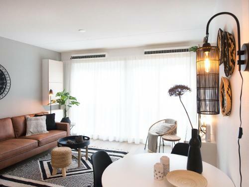 Short Stay Beach Apartment II