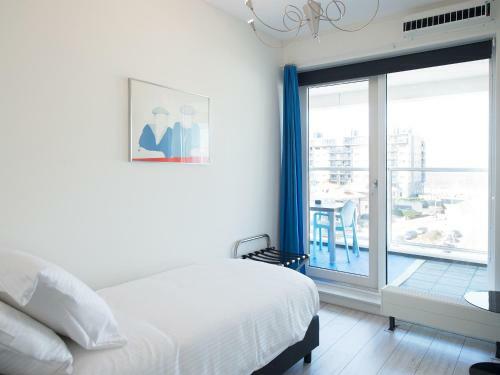 Short Stay Beach Apartment II