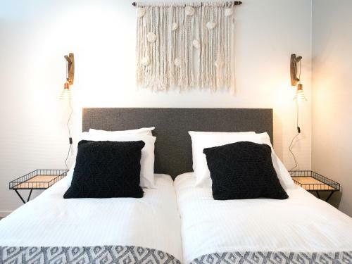 Short Stay Beach Apartment II