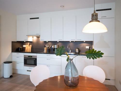 Short Stay Beach Apartment II
