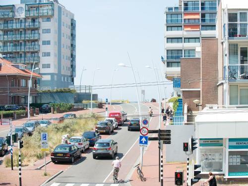 Short Stay Beach Apartment II