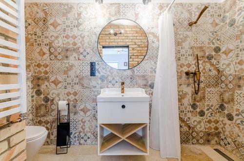 Hostal Pokoje Lotnik Nad Jeziorem