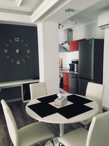 Apartment In Torrevieja Centre