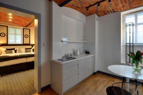 Hotel Restauracja Retro & Oak Rooms