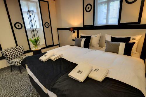 Hotel Restauracja Retro & Oak Rooms